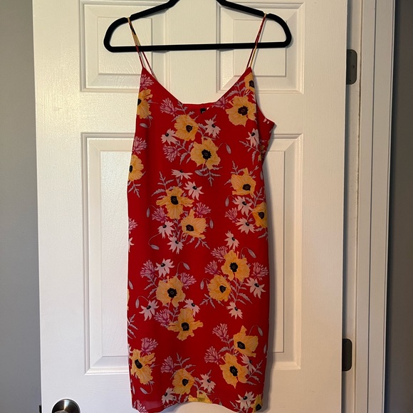NWT divided 8 floral summer dress red yellow spaghetti strap - Picture 4 of 10